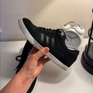 Adidas black trainers
Size 8,5 
 #sneakers #adidas